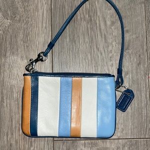 Great condition Coach Wristlet